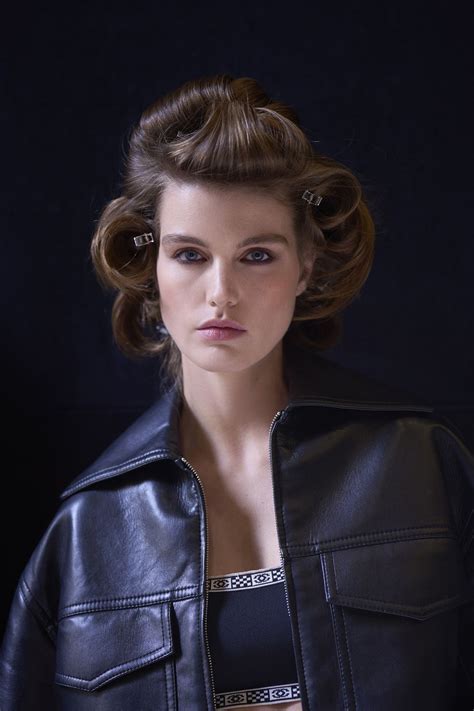 Sfilata Cruise 2023/2024 di Chanel: il makeup look dello show